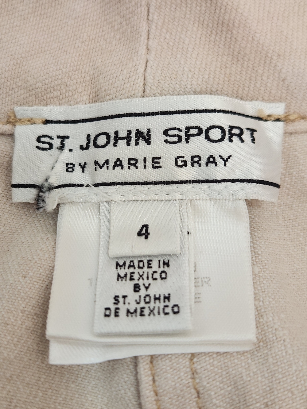 St. John Sport by Marie Gray Capri Pants